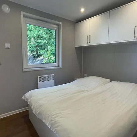Chalet Luxurious Retreat In Veluwe Beekbergen