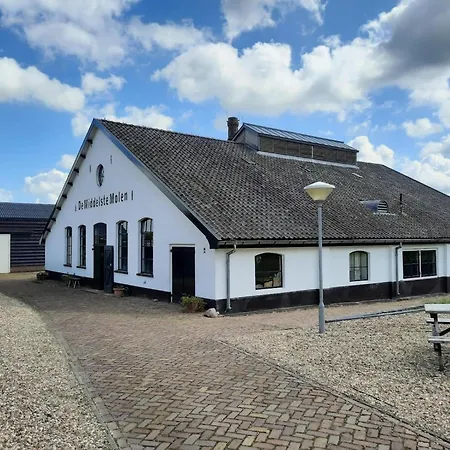 Luxurious Retreat In Veluwe Chalé Beekbergen